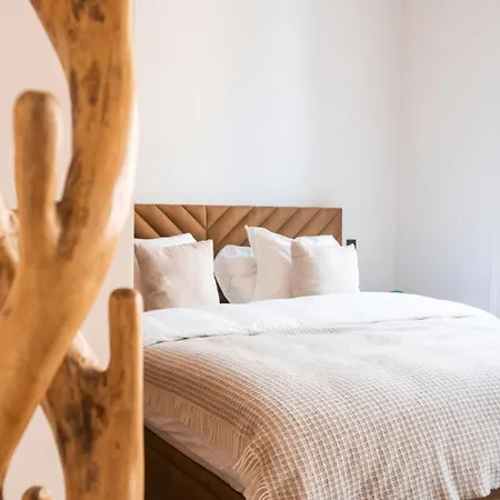 Apartman Modern And Luxurious In *