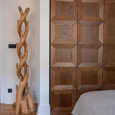 Modern And Luxurious In Apartman *
