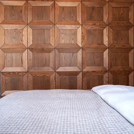 Modern And Luxurious In Apartman Lisboa